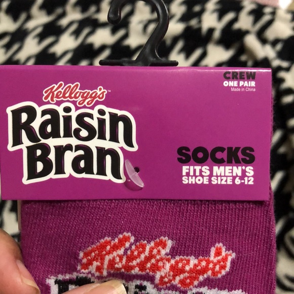 Kellogg’s Raisin Bran Socks - Picture 4 of 5